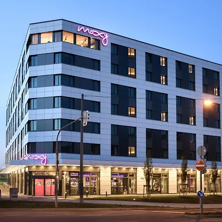 Moxy Feuerbach Отель Штутгарт