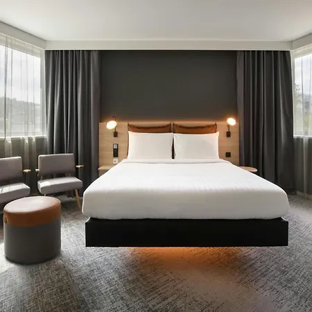 Moxy Feuerbach 3*