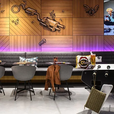 Moxy Feuerbach מלון