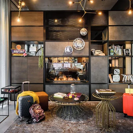 Moxy Feuerbach 4*