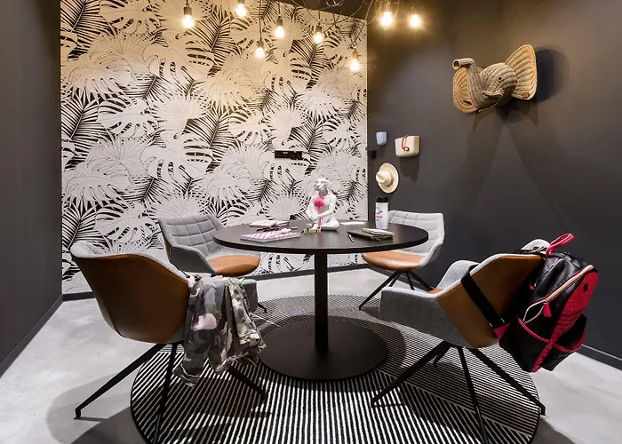 Hotel Moxy Feuerbach 4*